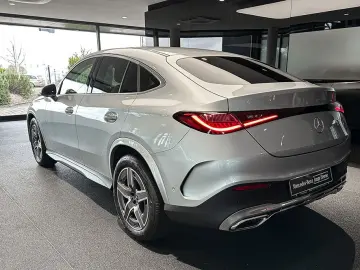 MERCEDES-BENZ GLC 300 d 4M AMGLPP DigiL Pano AHK HuD…