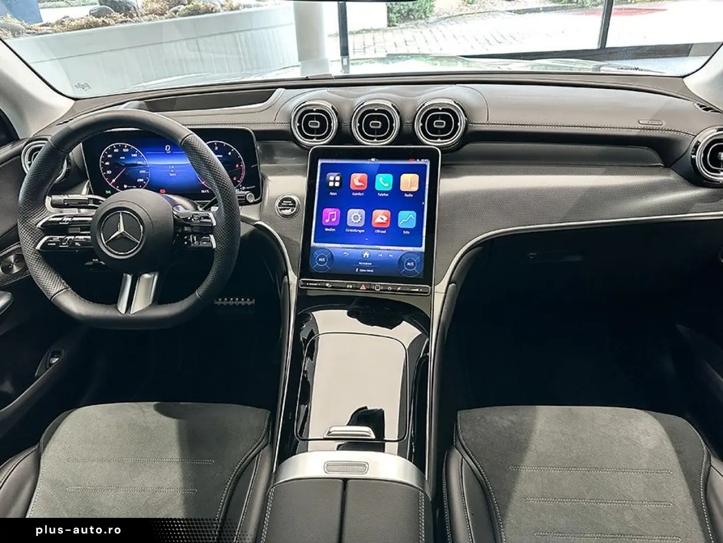 MERCEDES-BENZ GLC 300 d 4M AMGLPP DigiL Pano AHK HuD&hellip;