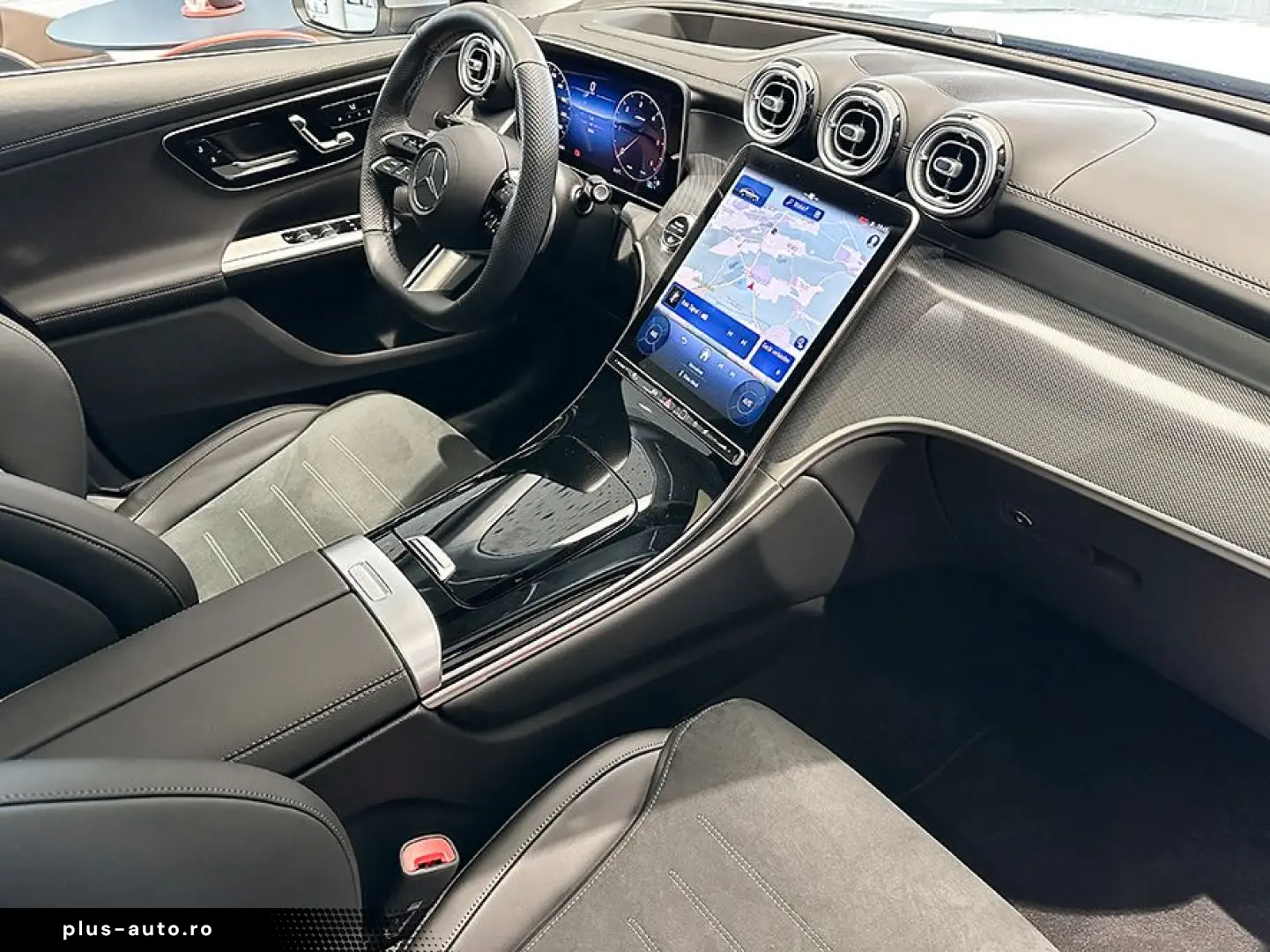 MERCEDES-BENZ GLC 300 d 4M AMGLPP DigiL Pano AHK HuD&hellip;