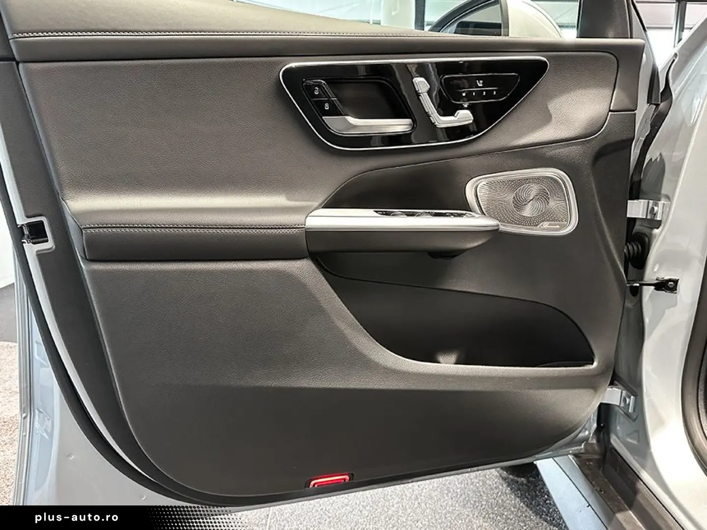 MERCEDES-BENZ GLC 300 d 4M AMGLPP DigiL Pano AHK HuD&hellip;