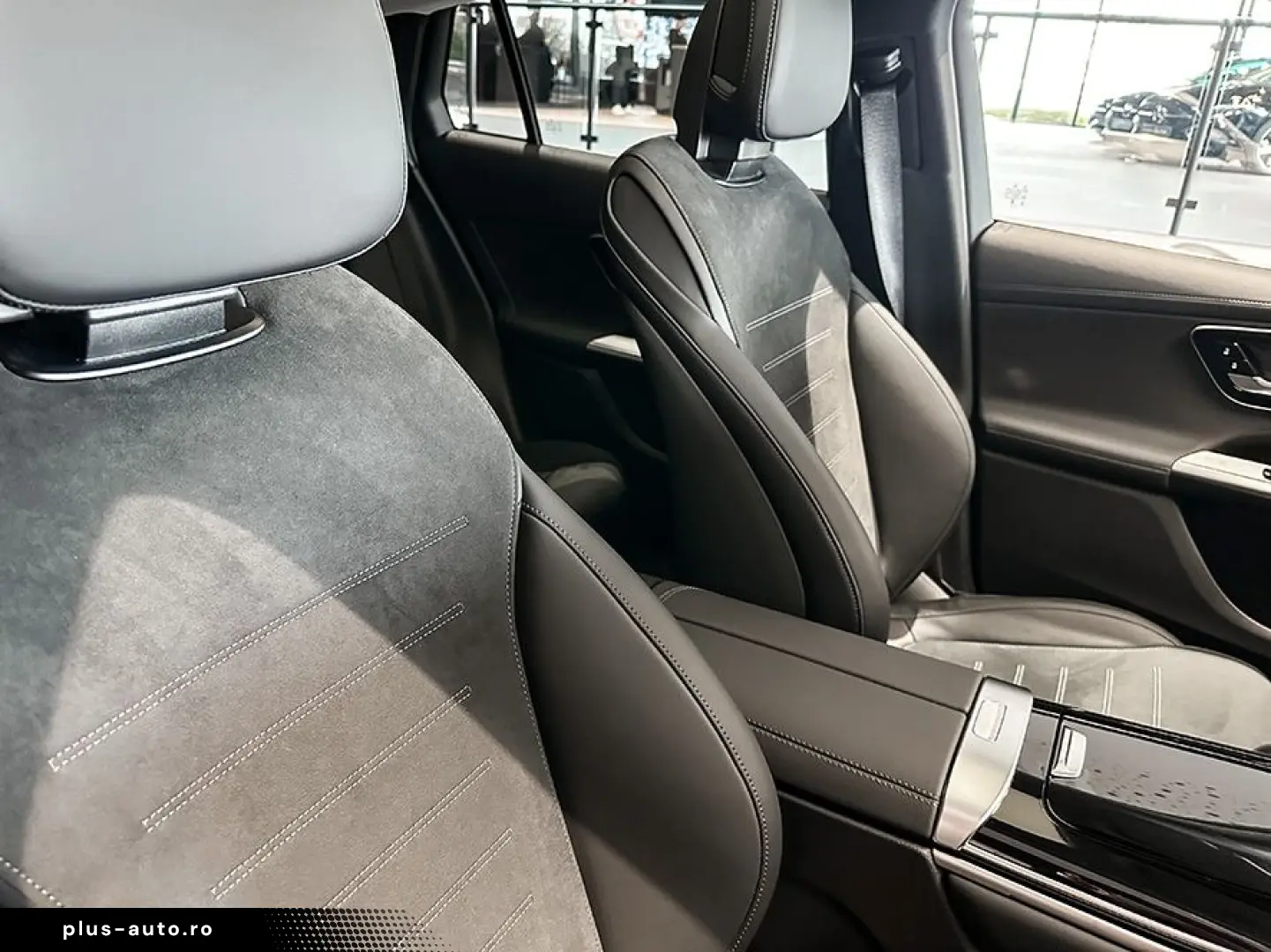 MERCEDES-BENZ GLC 300 d 4M AMGLPP DigiL Pano AHK HuD&hellip;