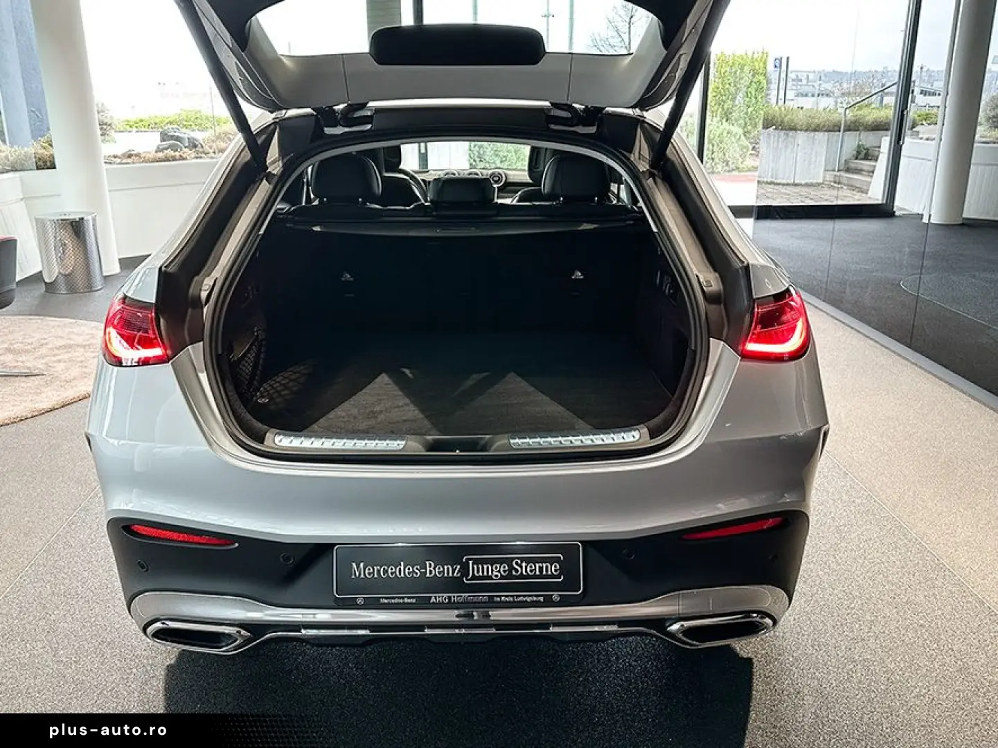 MERCEDES-BENZ GLC 300 d 4M AMGLPP DigiL Pano AHK HuD&hellip;
