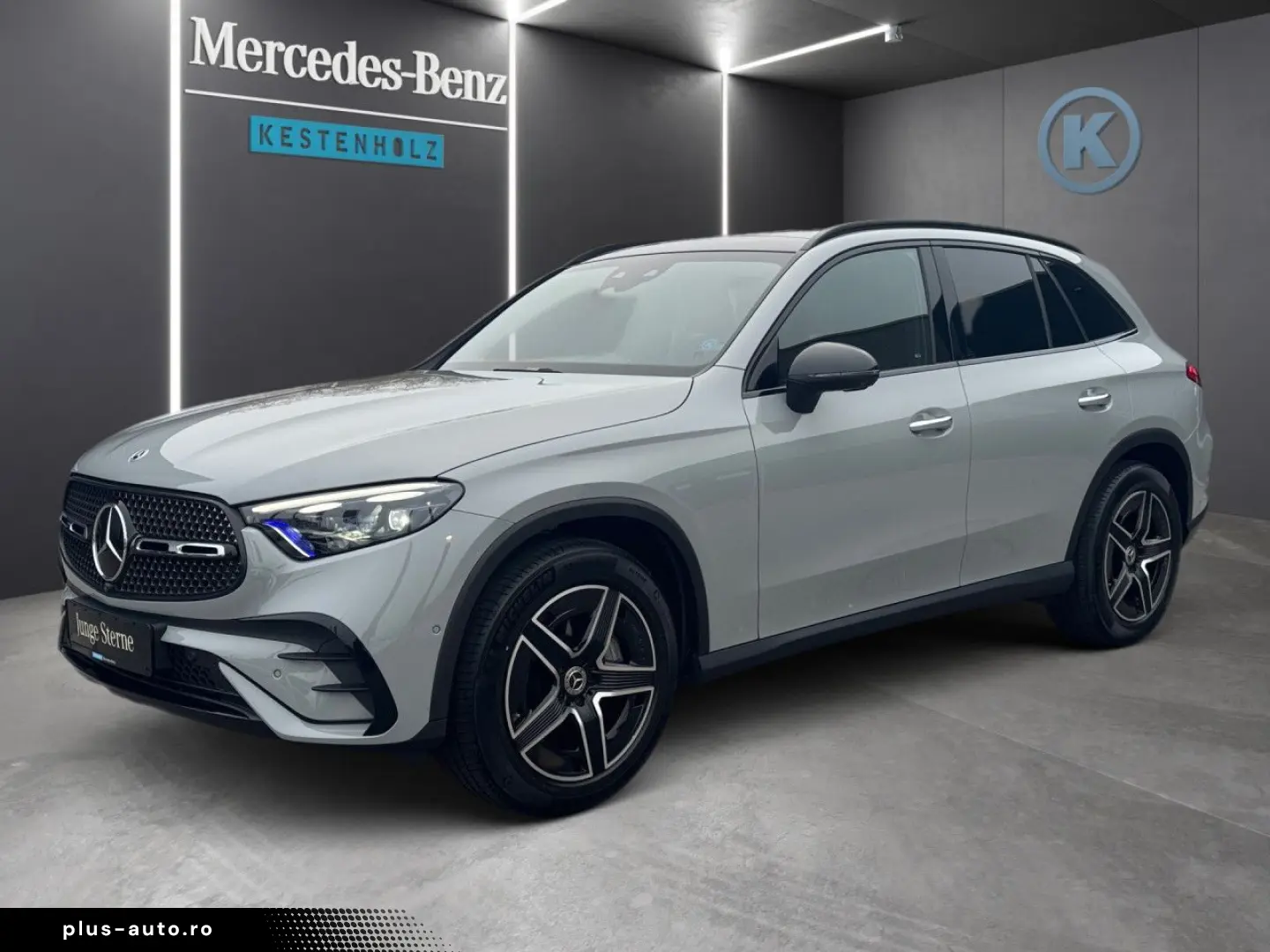 MERCEDES-BENZ GLC 300 d 4Matic AMG PANO AHK DIGITAL 360