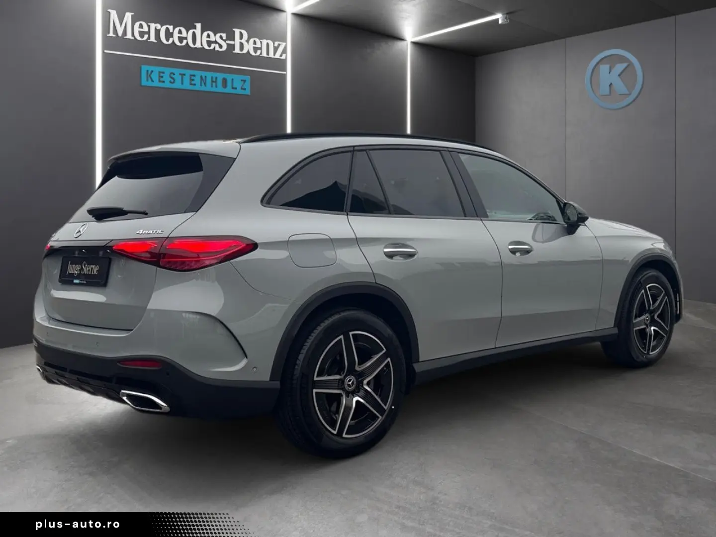 MERCEDES-BENZ GLC 300 d 4Matic AMG PANO AHK DIGITAL 360