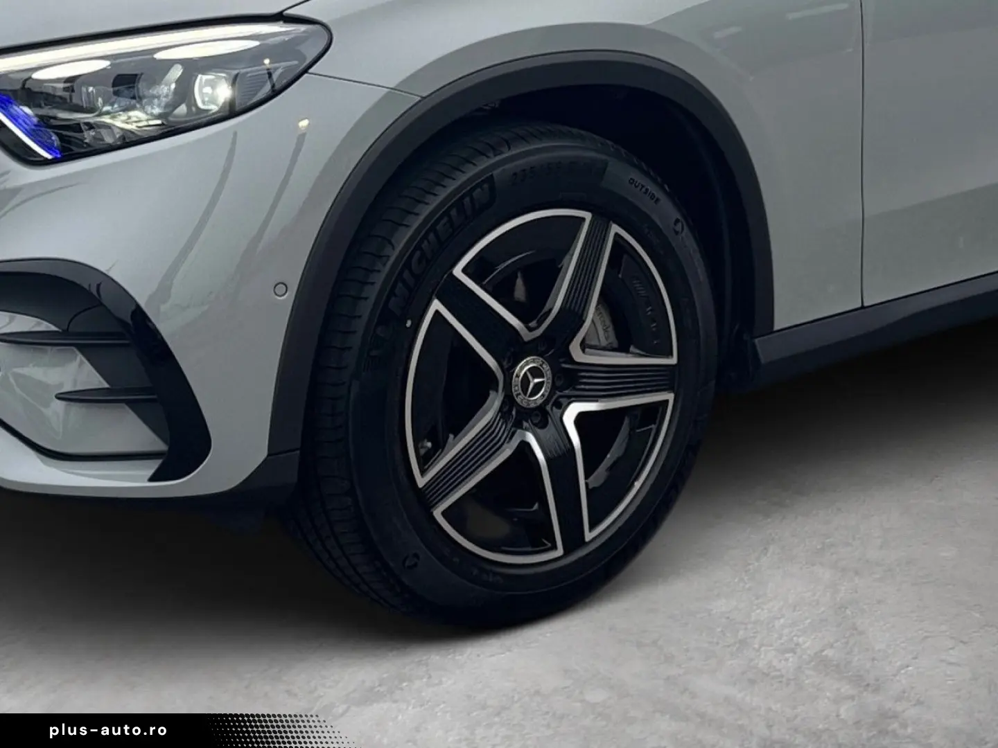 MERCEDES-BENZ GLC 300 d 4Matic AMG PANO AHK DIGITAL 360