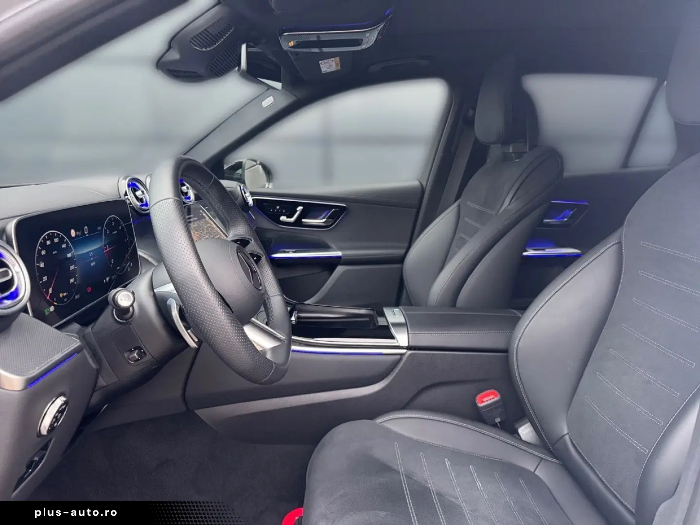 MERCEDES-BENZ GLC 300 d 4Matic AMG PANO AHK DIGITAL 360