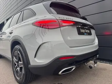 MERCEDES-BENZ GLC 300 d 4Matic AMG PANO AHK DIGITAL 360