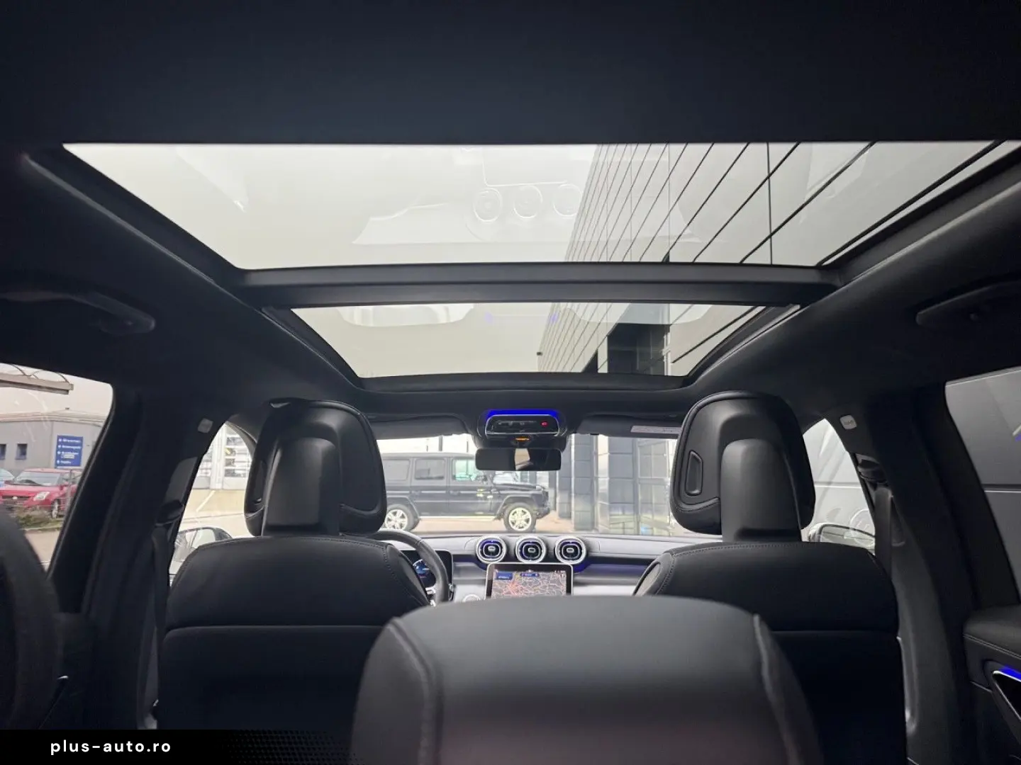 MERCEDES-BENZ GLC 300 d 4Matic AMG PANO AHK DIGITAL 360