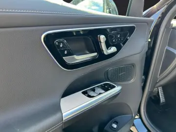 MERCEDES-BENZ GLC 220 d 4MATIC AMG Hinterachslenkung AHV