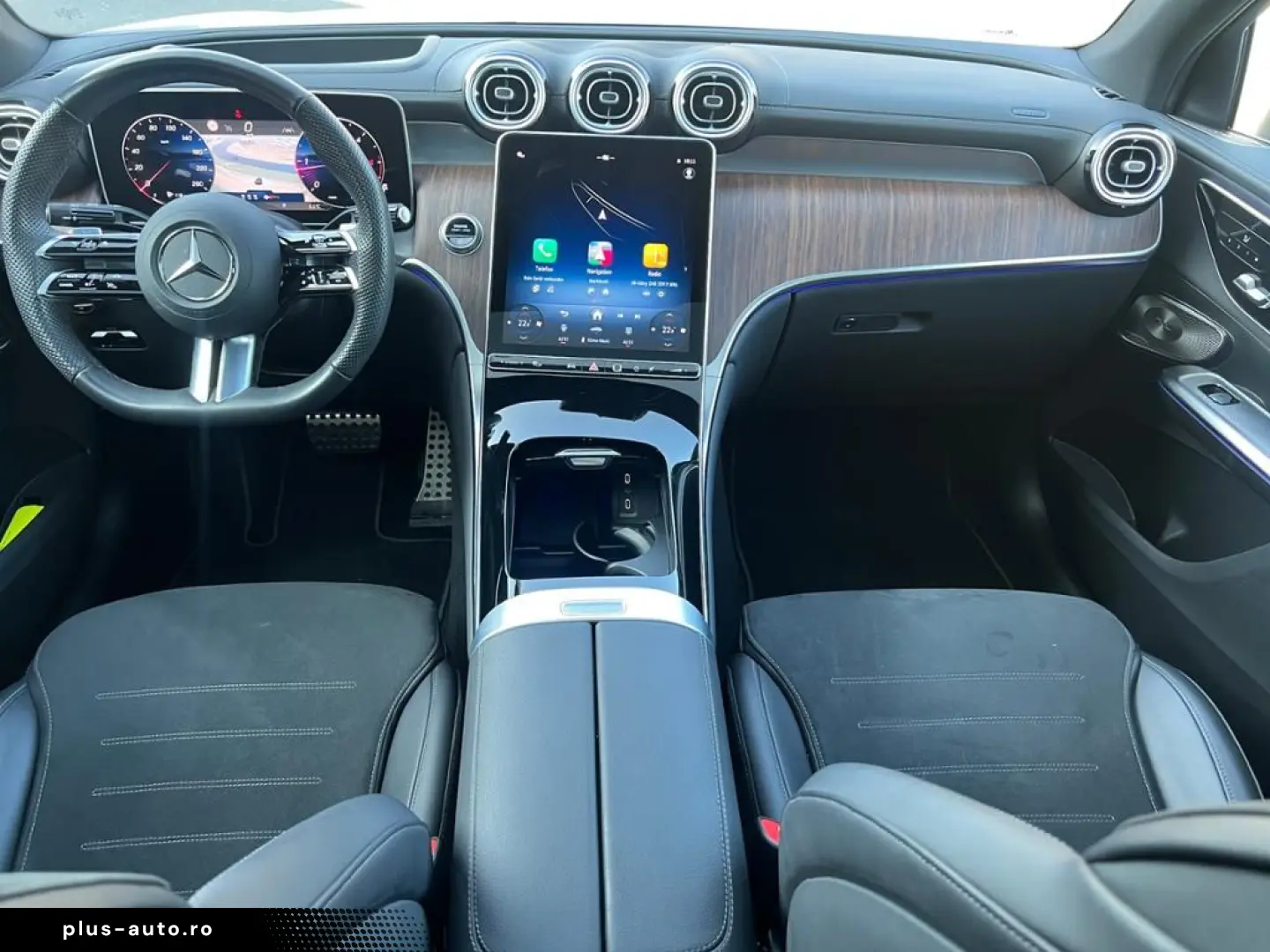 MERCEDES-BENZ GLC 300 d 4M Coupé AMG-Line AHK HUD PANO 360