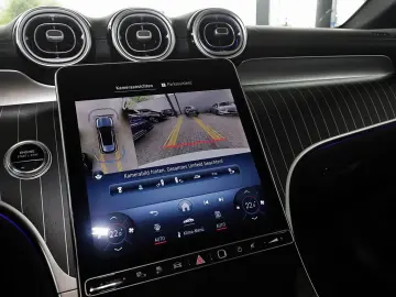 MERCEDES-BENZ GLC 300 e 4M AMG PANO HUD NIGHT DIG-LE…
