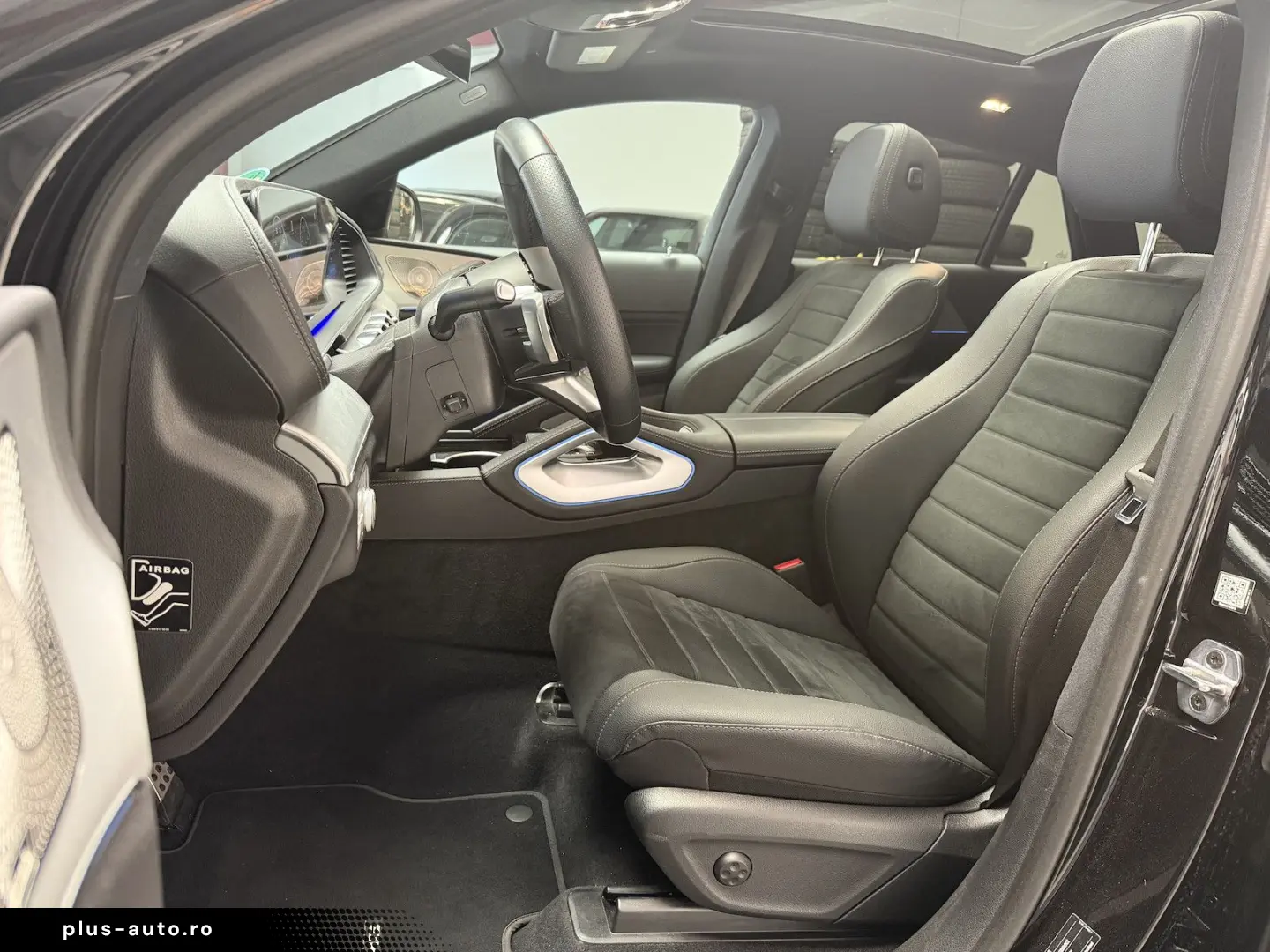 MERCEDES-BENZ GLE 300 d 4M. Coupe AMG BURM NIGHT PAN&hellip;