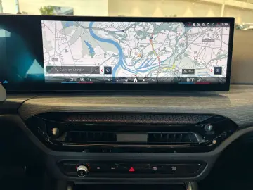 BMW M340i xDrive Touring Auto Innovationsp. Panorama