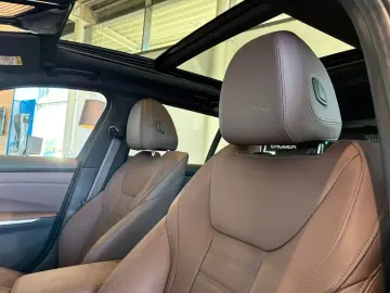 BMW M340i xDrive Touring Auto Innovationsp. Panorama