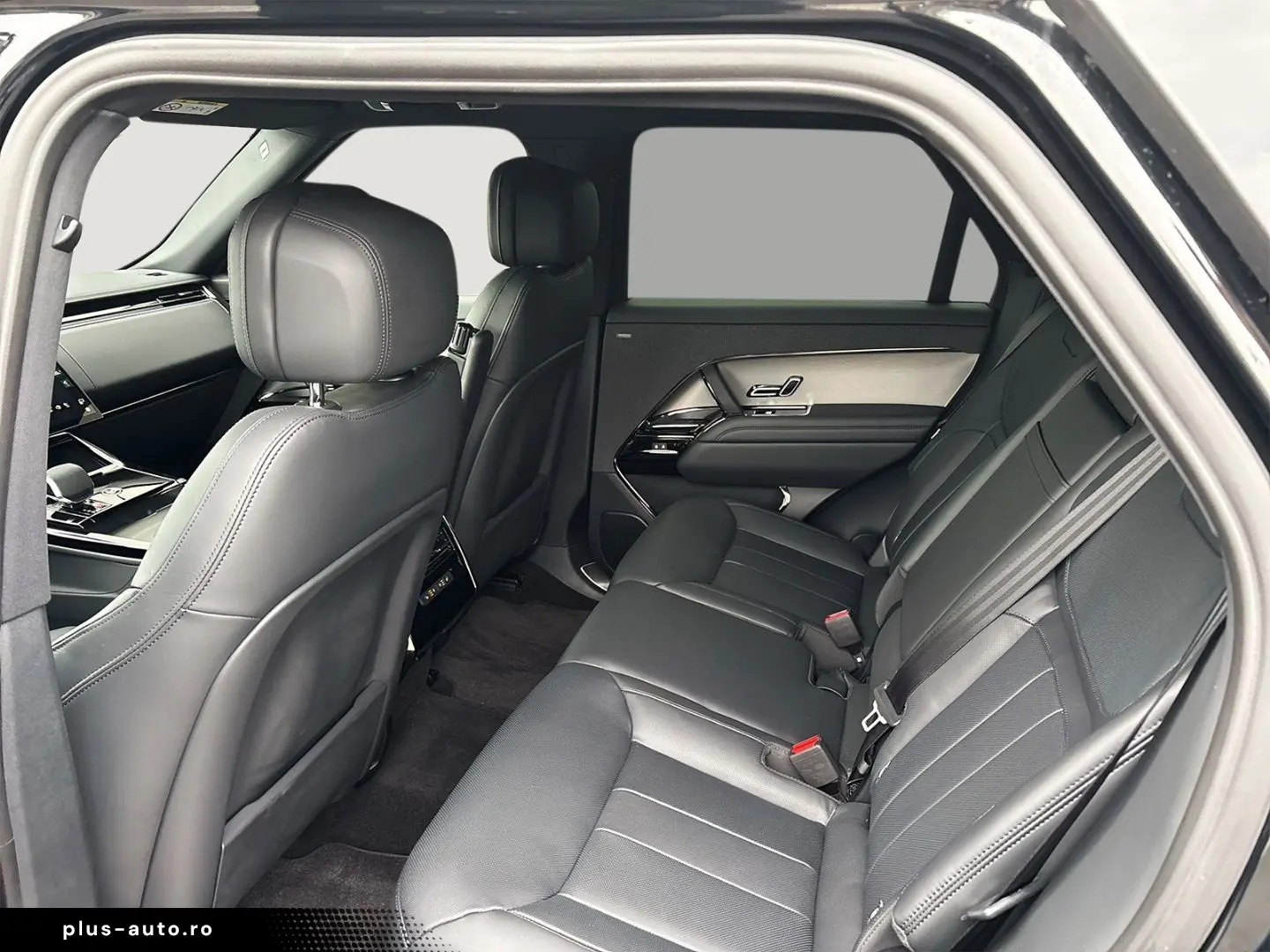 LAND ROVER Range Rover Sport P460e 3 0  Dynamic SE Winterpa