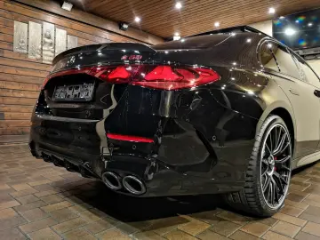 MERCEDES-BENZ E 53 AMG 4MATIC  9G-TRONIC Plug-in hyb…