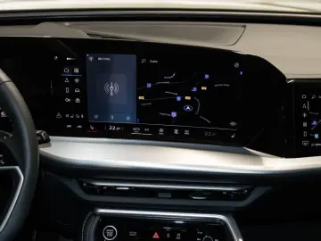 AUDI Q5 TDI quattro 150 kW S tronic S line