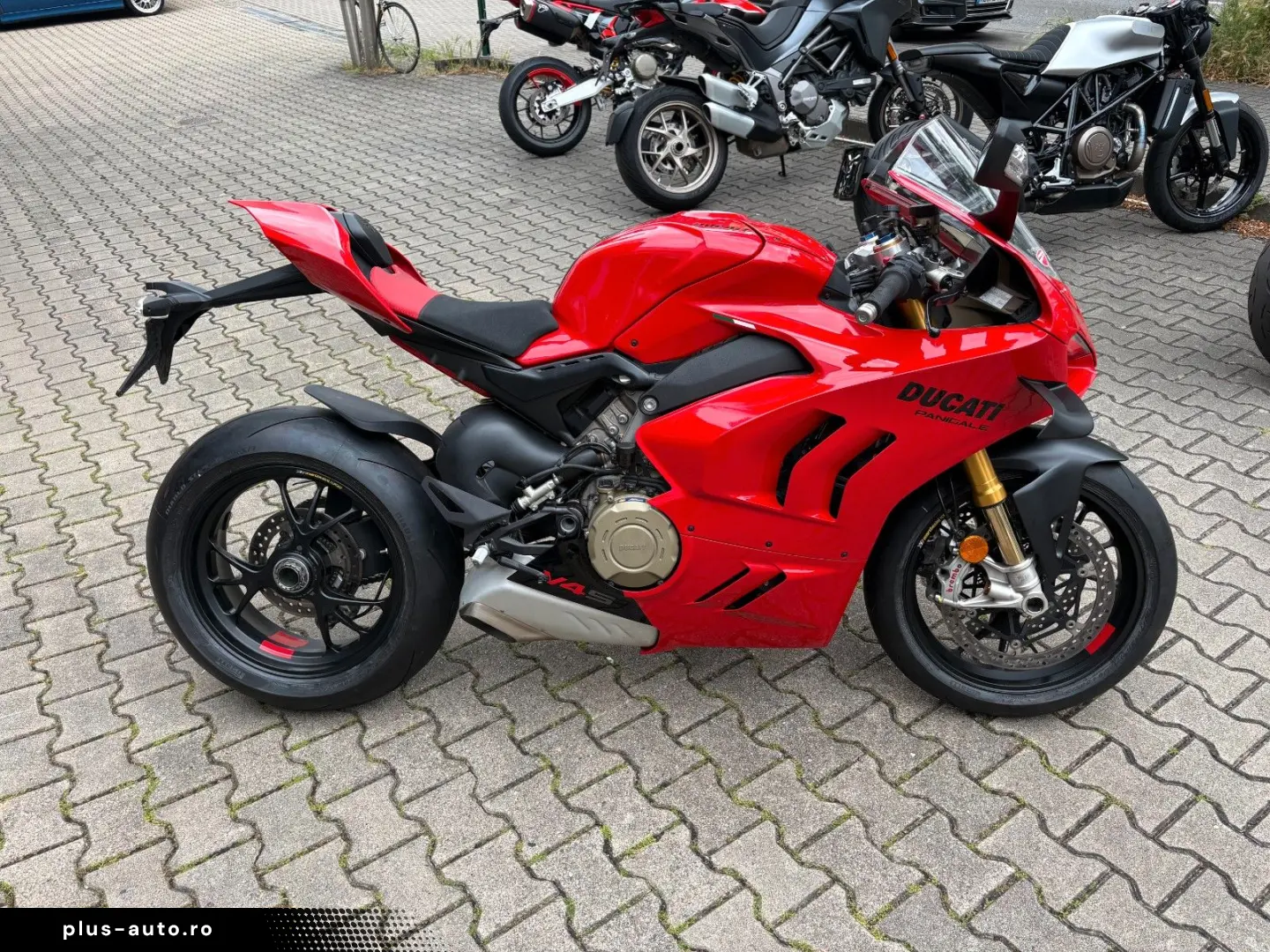 DUCATI Panigale V4  S