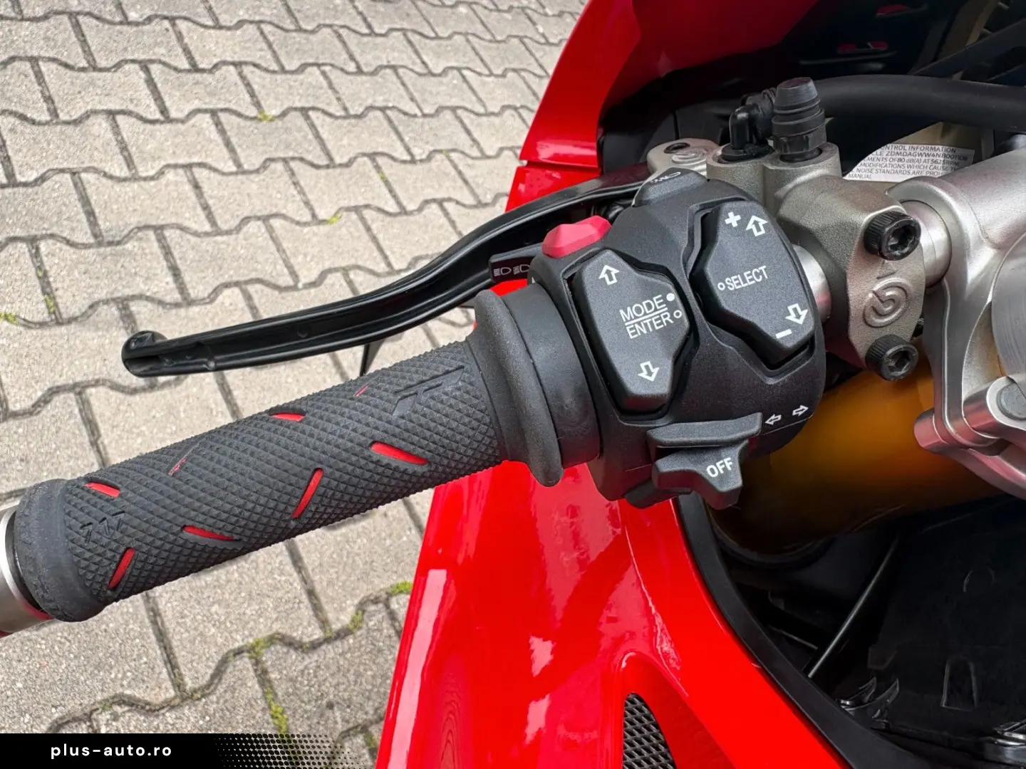 DUCATI Panigale V4  S