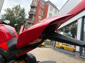 DUCATI Panigale V4  S