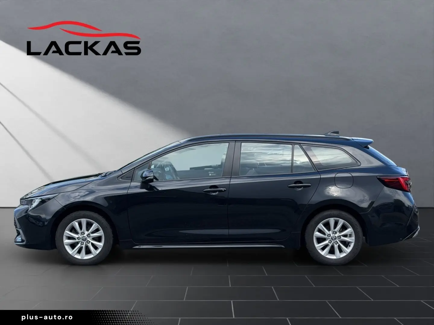 TOYOTA Corolla Touring Sports  Hybrid Business Edi