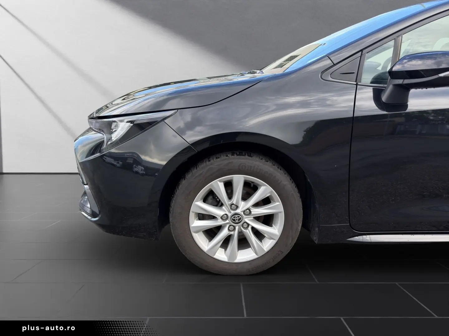 TOYOTA Corolla Touring Sports  Hybrid Business Edi