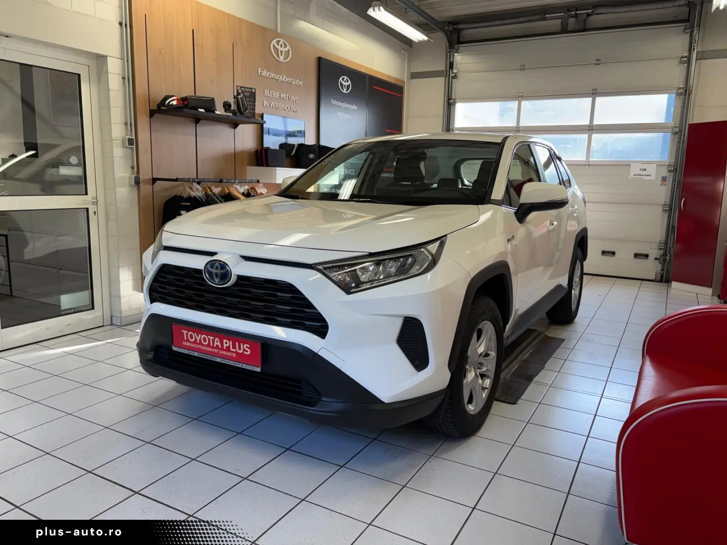 TOYOTA RAV4 Hybrid 4x2 Basis