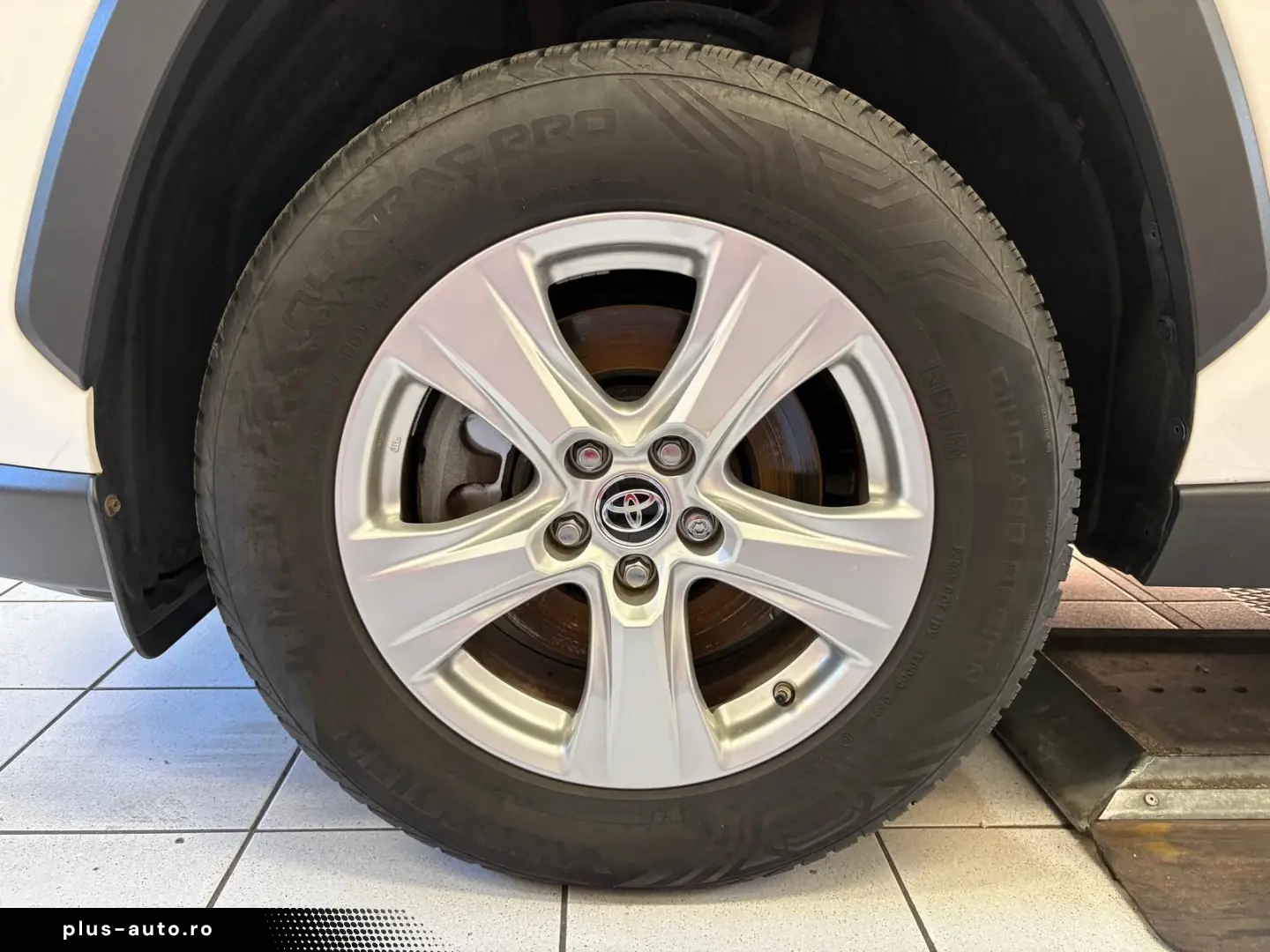 TOYOTA RAV4 Hybrid 4x2 Basis