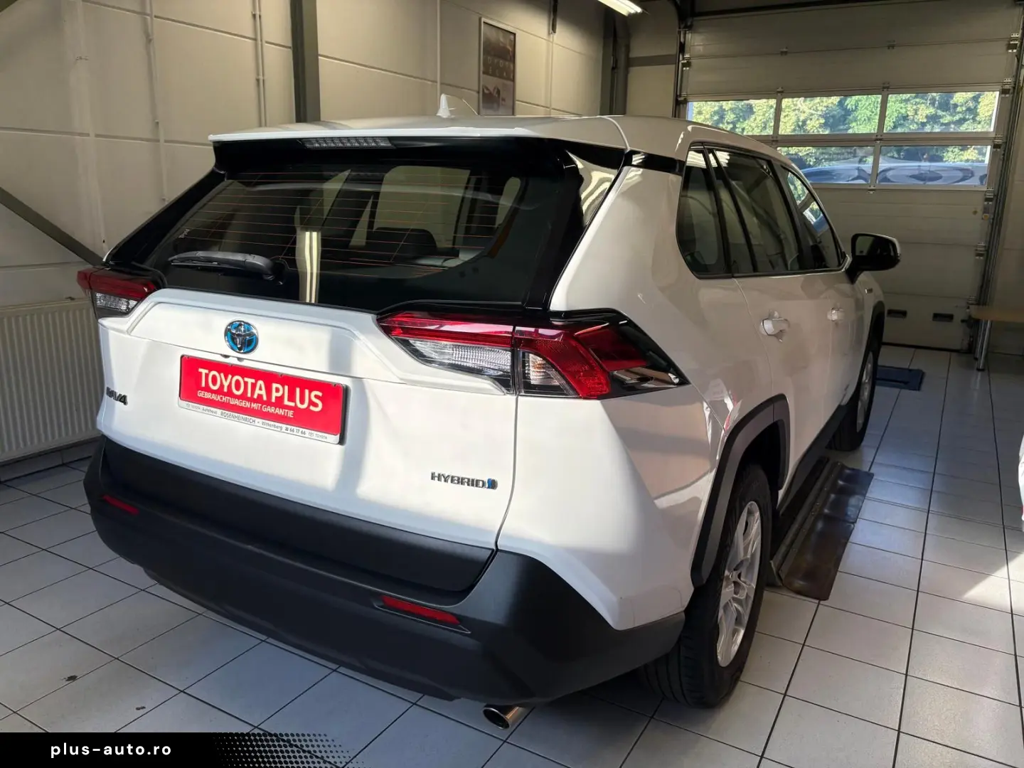 TOYOTA RAV4 Hybrid 4x2 Basis