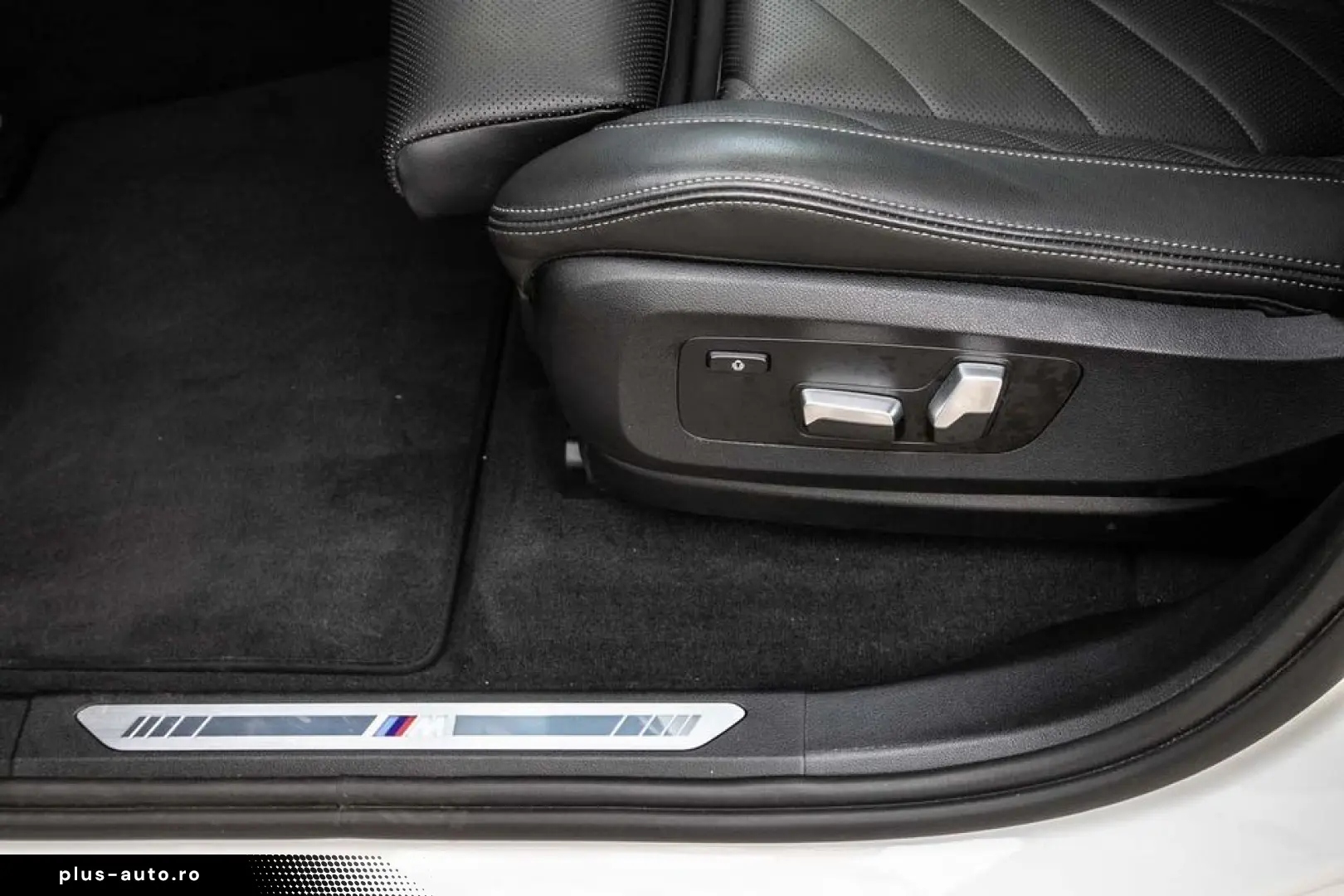 BMW X5 xDrive30d M Sport HUD AHK Pano Laser Soft 20