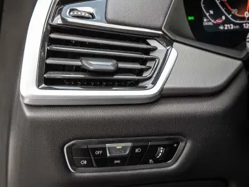 BMW X5 xDrive30d M Sport HUD AHK Pano Laser Soft 20