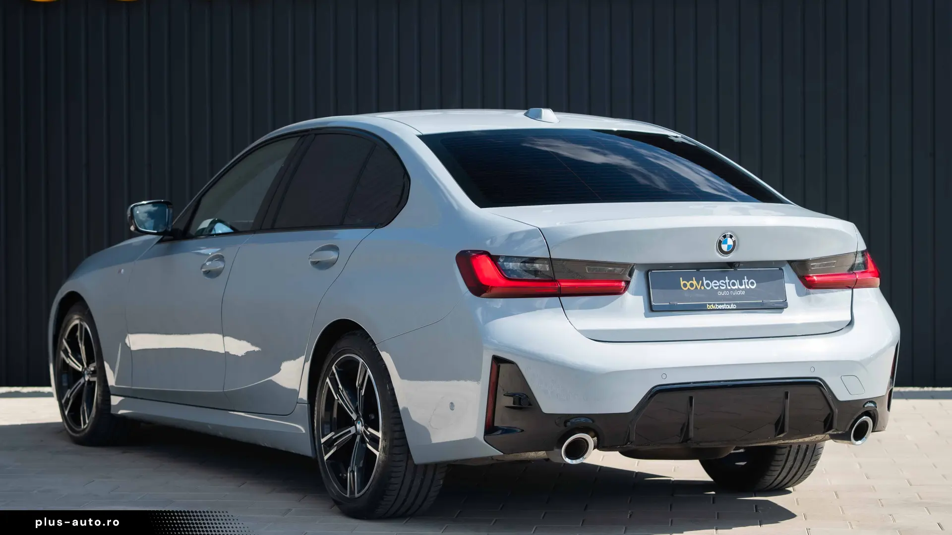 BMW Seria 3 320d xDrive Aut. Edition M Sport Shadow