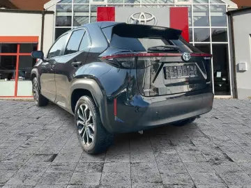 TOYOTA Yaris Cross 1.5 Hybrid Team D CloudNavi