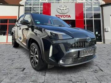 TOYOTA Yaris Cross 1.5 Hybrid Team D CloudNavi
