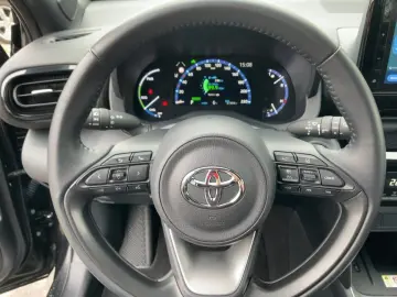 TOYOTA Yaris Cross 1.5 Hybrid Team D CloudNavi