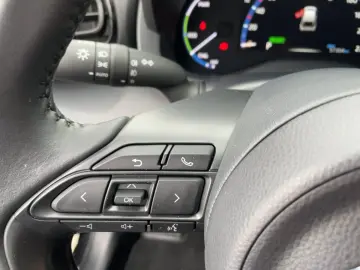 TOYOTA Yaris Cross 1.5 Hybrid Team D CloudNavi
