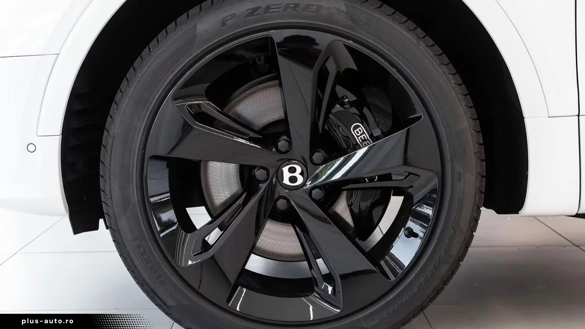 Bentley Bentayga V8 von BENTLEY MANNHEIM