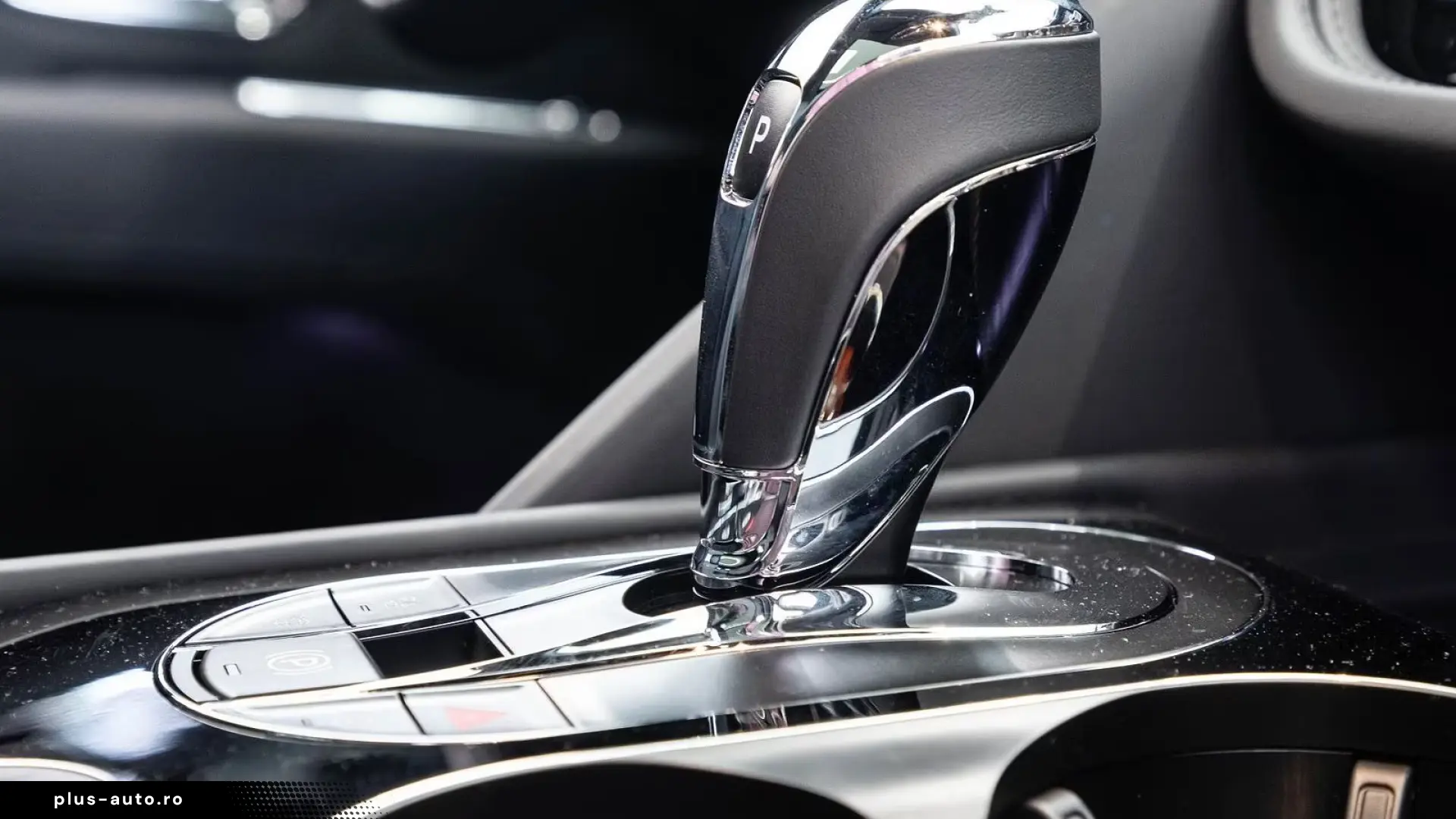 Bentley Bentayga V8 von BENTLEY MANNHEIM