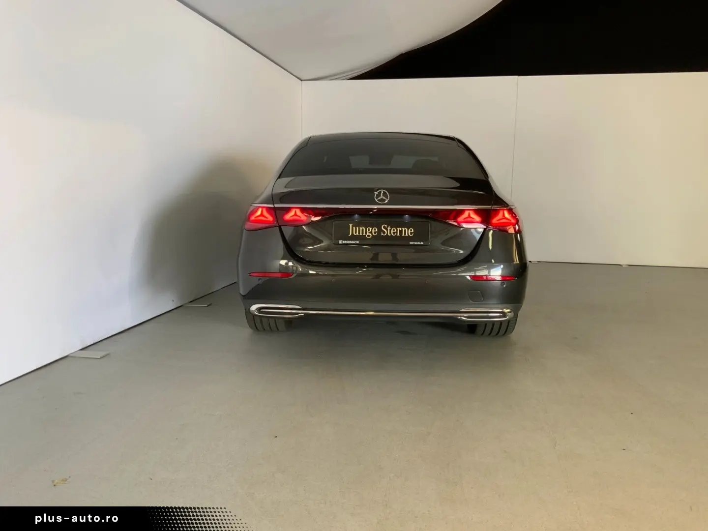 MERCEDES-BENZ E 300 e Limo EXCLUSIVE Pano HUD AHK AI&hellip;