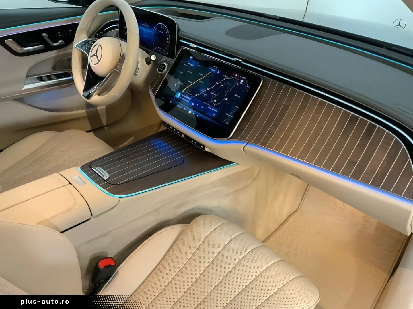 MERCEDES-BENZ E 300 e Limo EXCLUSIVE Pano HUD AHK AI&hellip;