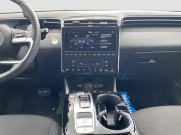 HYUNDAI TUCSON TREND MILD-HYBRID 4WD -LED NAVI