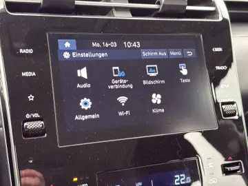 HYUNDAI Tucson 1.6 T-GDI Style 4WD LED KAMERA