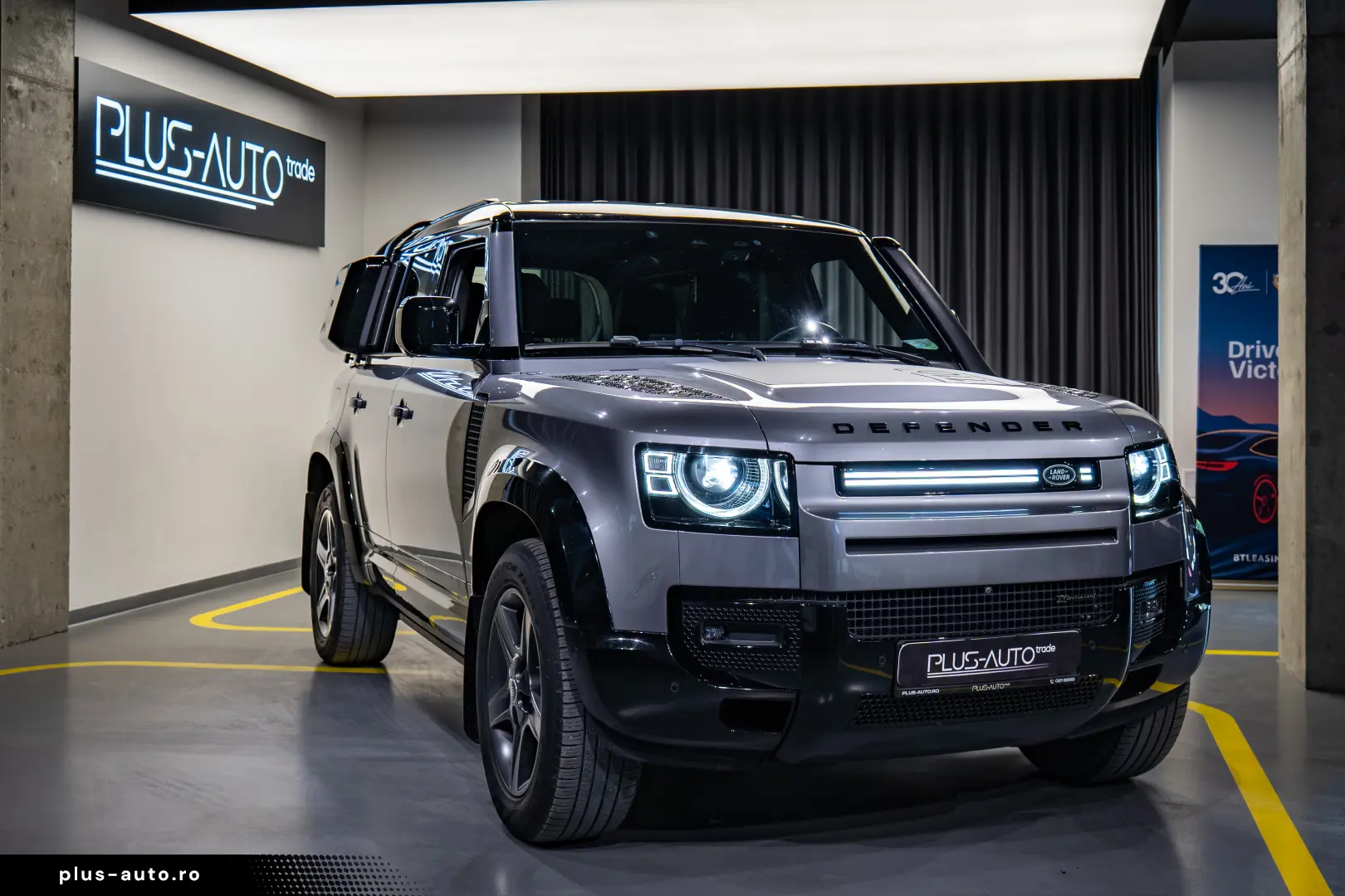 Land Rover Defender 110 X-Dynamic SE