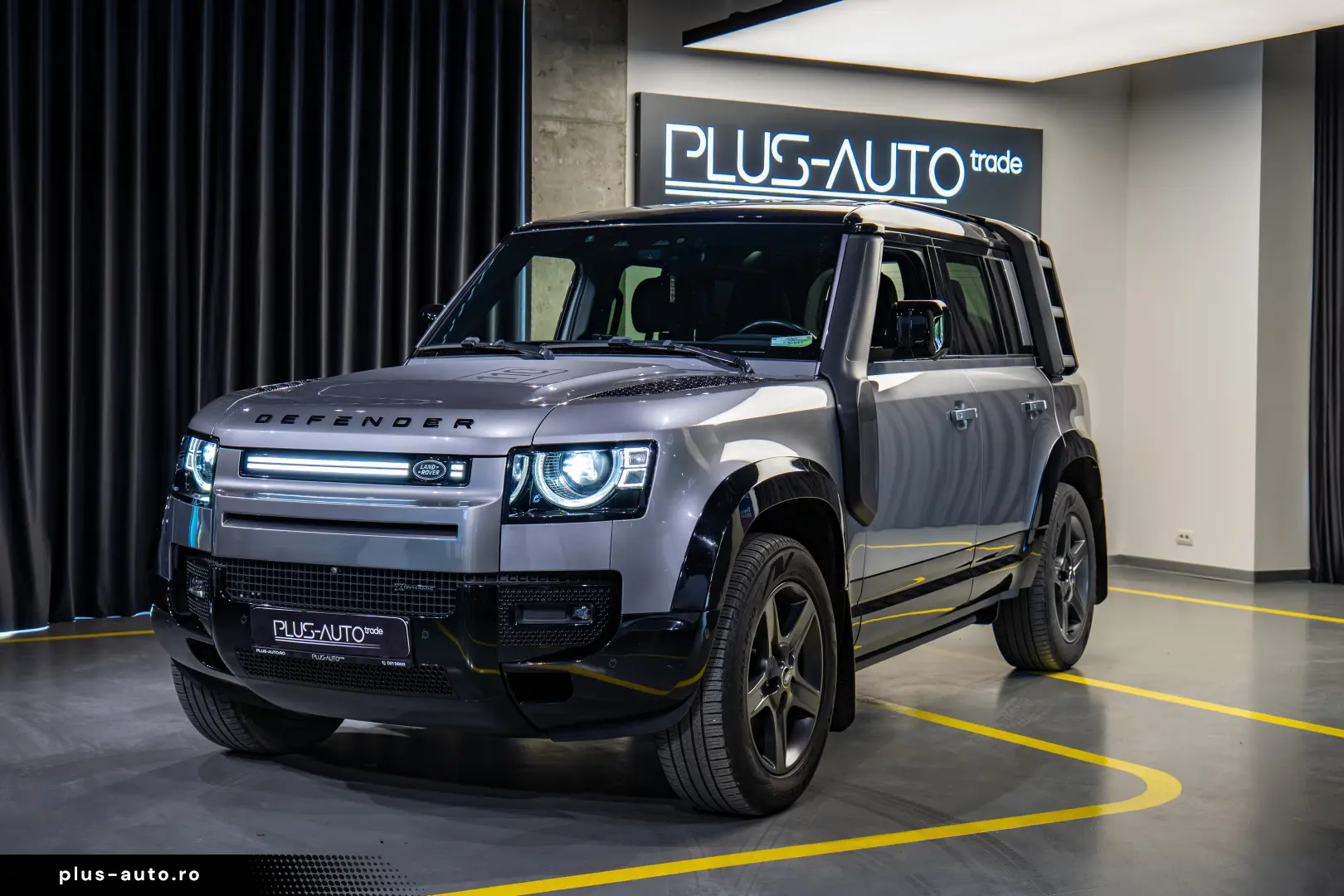 Land Rover Defender 110 X-Dynamic SE