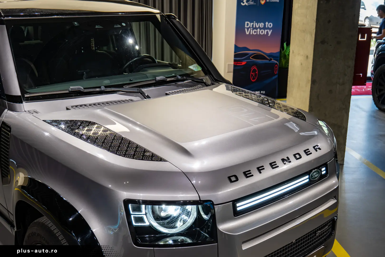 Land Rover Defender 110 X-Dynamic SE