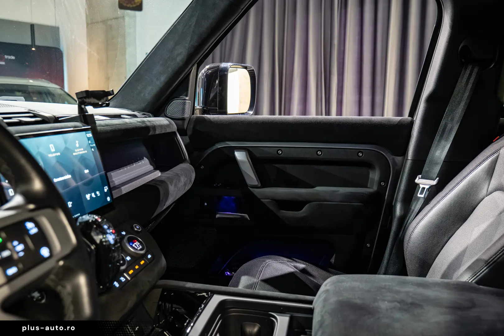 Land Rover Defender 110 X-Dynamic SE