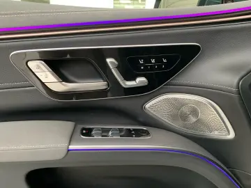 MERCEDES-BENZ EQS 450  SUV