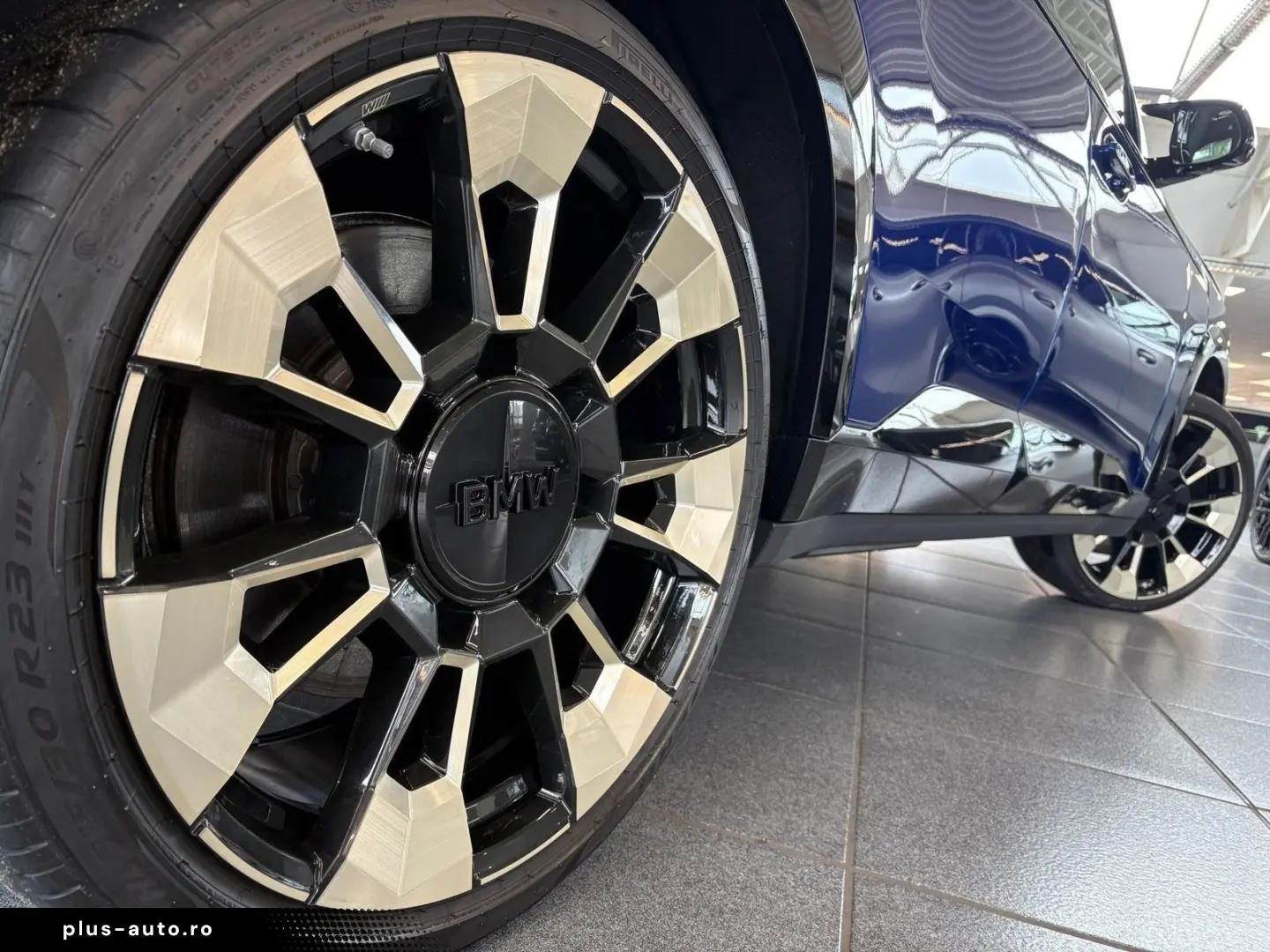BMW XM 50e DA Prof PA  HuD H K