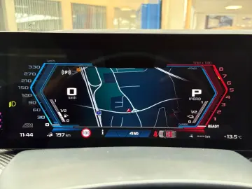 BMW XM 50e DA Prof PA  HuD H K