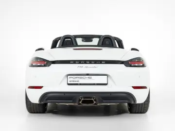 PORSCHE 718 Boxster - CarPlay - Navi - ACC - Lederpaket